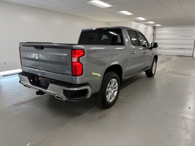 2026 Chevrolet Silverado 1500 LTZ photo 3