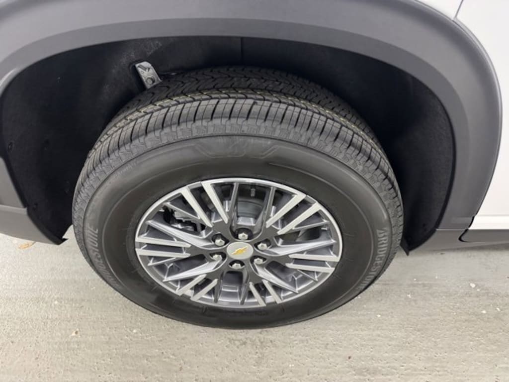 New 2026 Chevrolet Traverse LT SUV