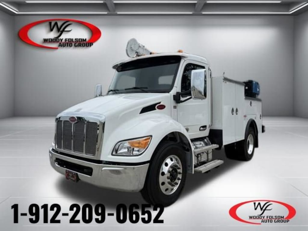 Used 2025 Peterbilt 536 Service Truck