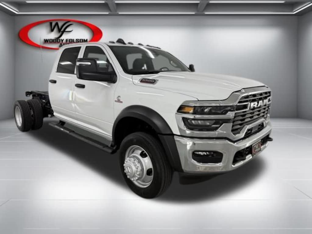New 2026 Ram 5500 Chassis Cab TRADESMAN CREW 4X4 60' CA Pickup
