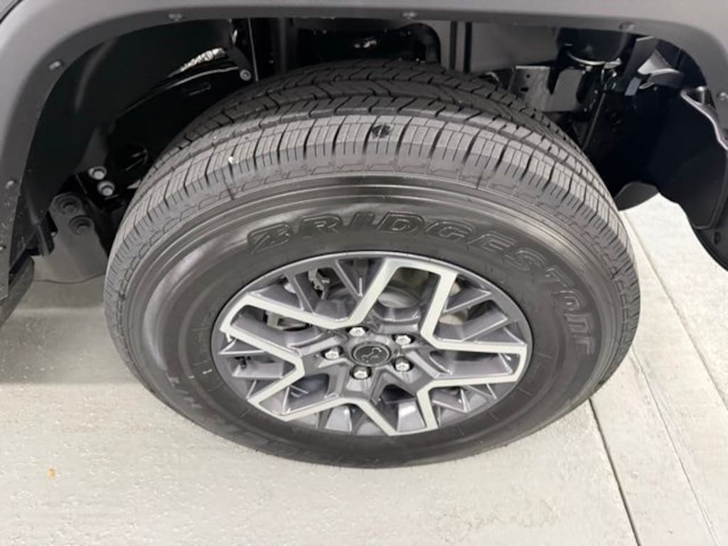 New 2026 Jeep Wrangler 4-DOOR SAHARA Sport Utility