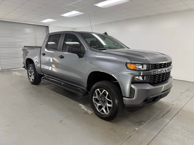 2021 Chevrolet Silverado 1500 Custom photo 3