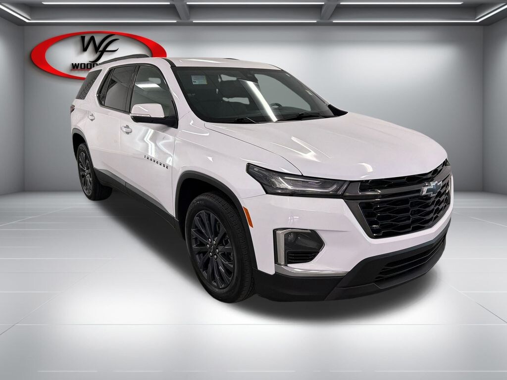 Used 2023 Chevrolet Traverse RS SUV