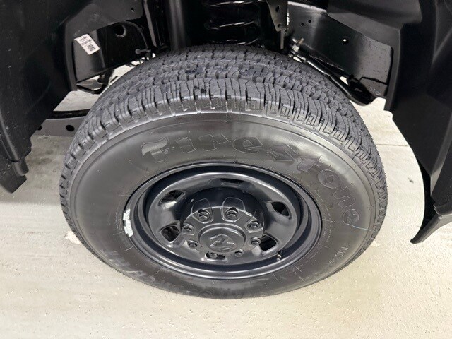2025 Ram 2500 Tradesman photo 4
