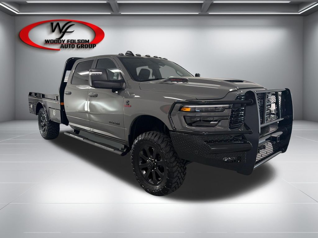 New 2026 Ram 3500 LARAMIE CREW CAB 4X4 8' BOX Pickup