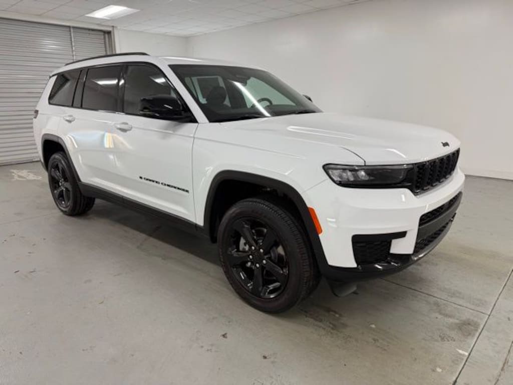 New 2025 Jeep Grand Cherokee L ALTITUDE X 4X2 Sport Utility