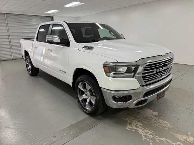 2023 Ram 1500 Laramie photo 3