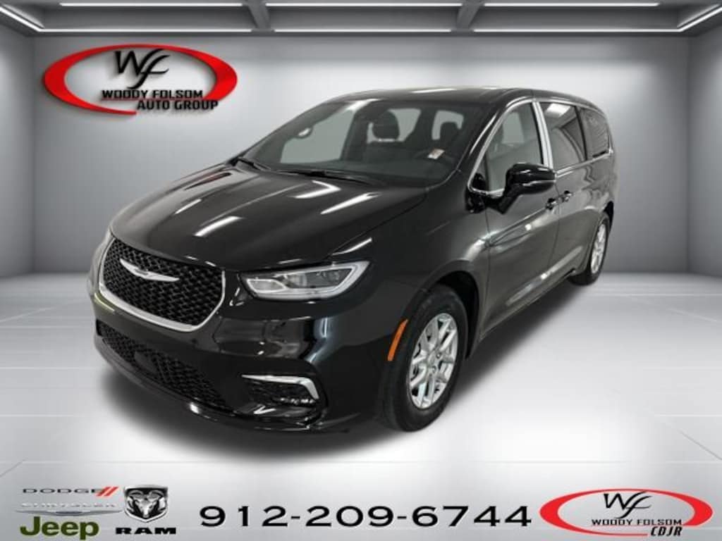New 2026 Chrysler Pacifica SELECT Passenger Van