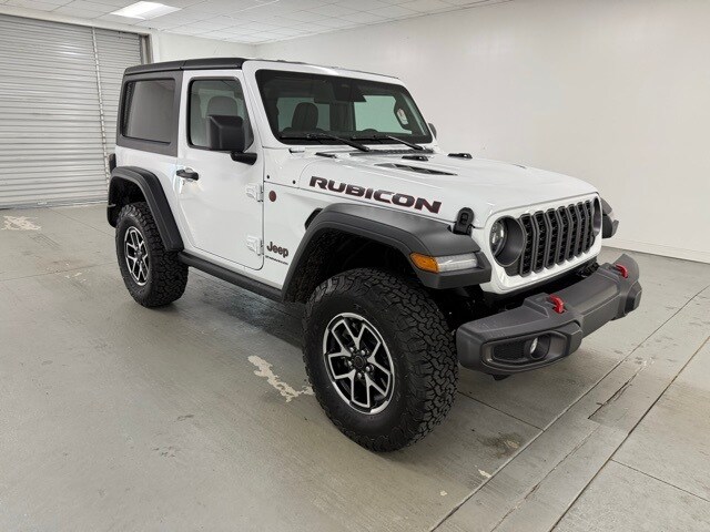 2025 Jeep Wrangler Two-Door Rubicon photo 3