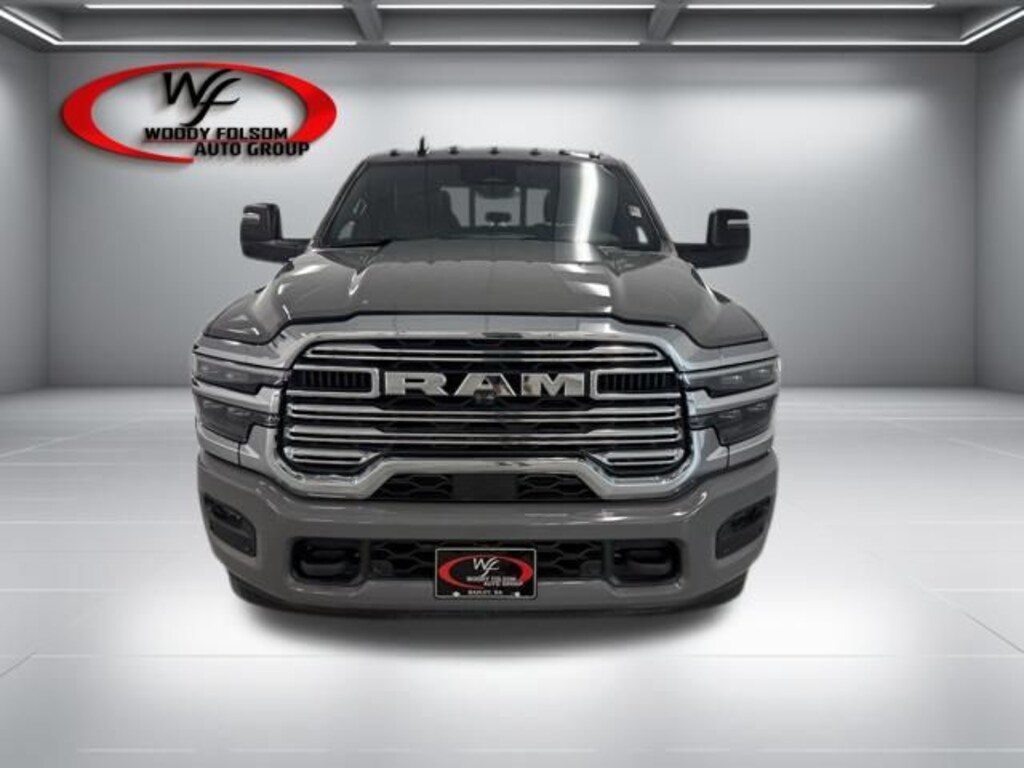 New 2026 Ram 3500 Chassis Cab BIG HORN CREW 4X4 60' CA Pickup