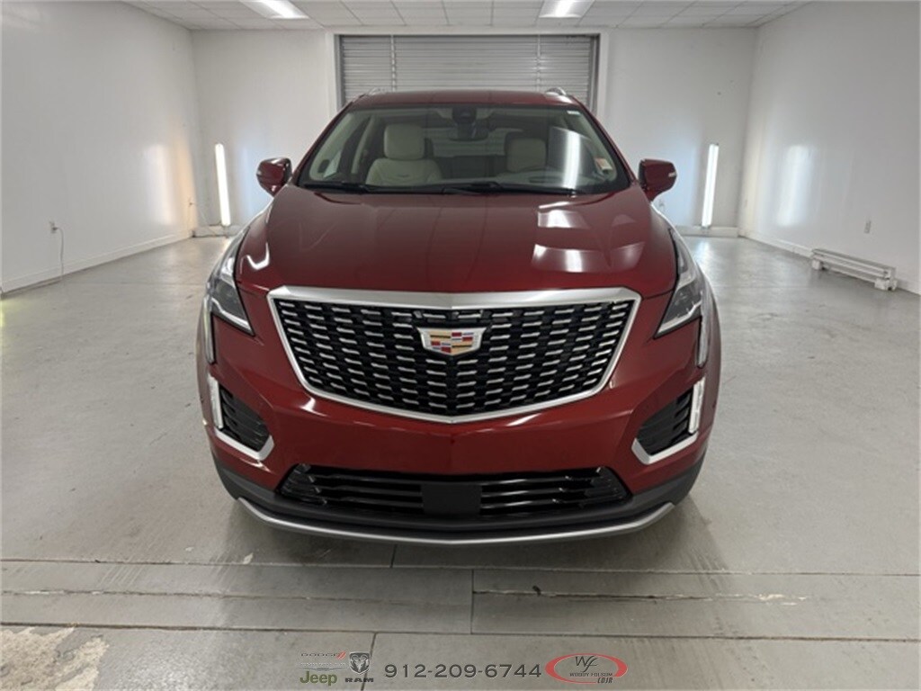 2024 Cadillac XT5 Premium Luxury photo 2