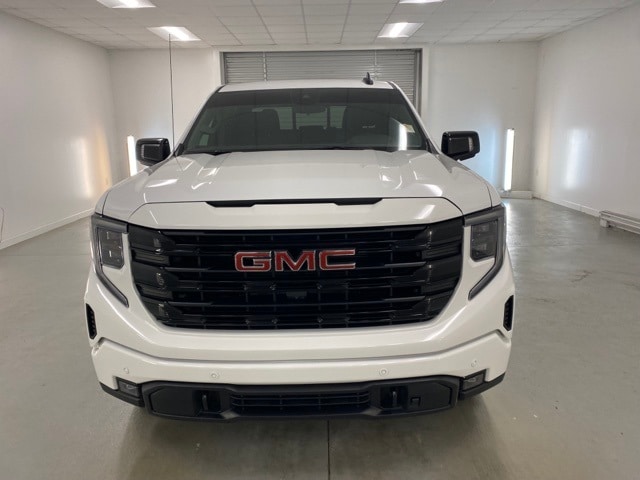 Used 2024 GMC Sierra 1500 Elevation with VIN 3GTUUCE81RG415911 for sale in Baxley, GA