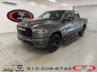 2026 Ram 1500 LARAMIE CREW CAB 4X4 5'7 BOX Pickup