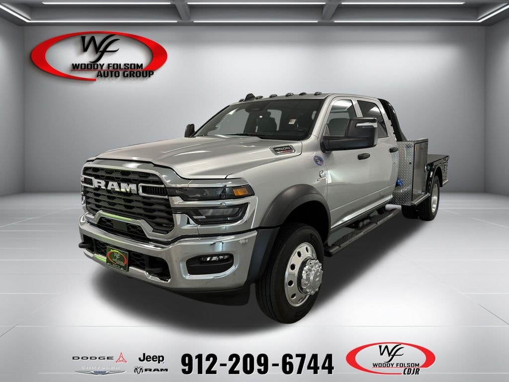 New 2026 Ram 4500 Chassis Cab TRADESMAN CREW 4X4 60' CA Pickup