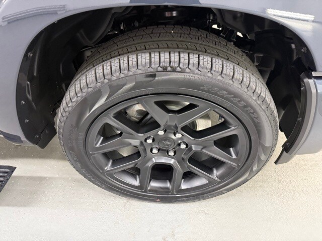 2026 Ram 1500 Laramie photo 4
