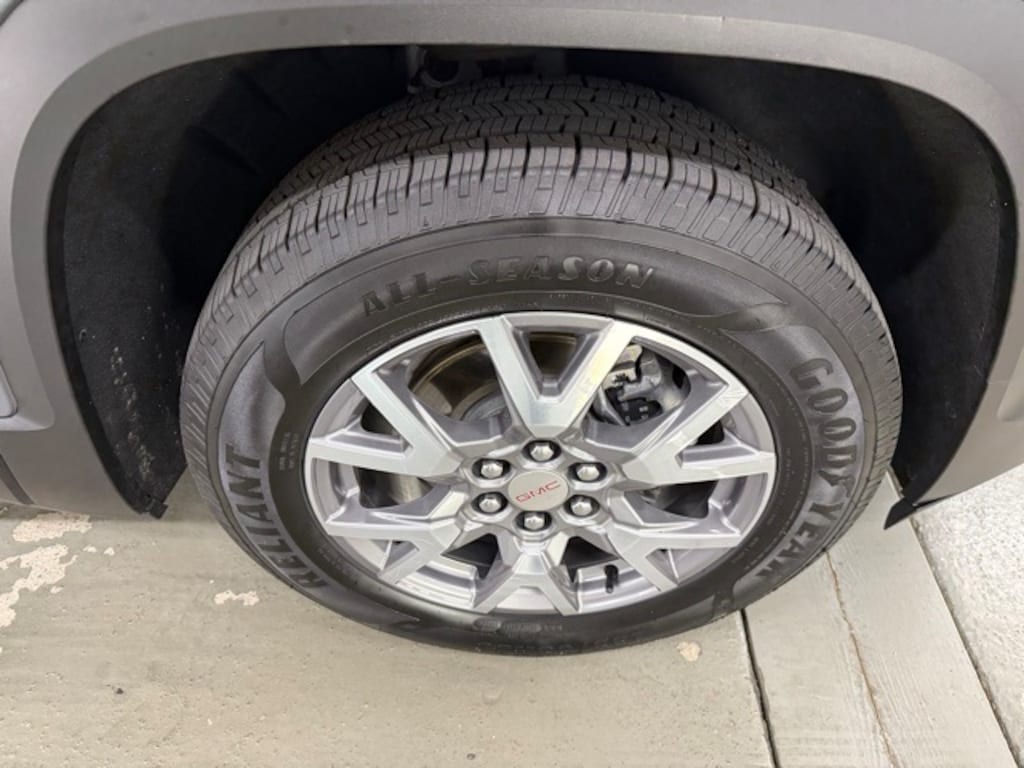 Used 2021 GMC Acadia SLT SUV