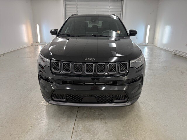 Used 2023 Jeep Compass High Altitude with VIN 3C4NJDCN3PT529683 for sale in Baxley, GA