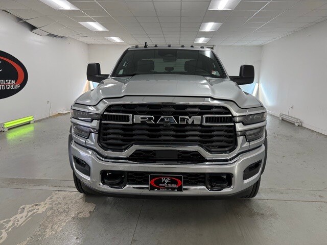 2026 Ram 5500 Tradesman photo 2