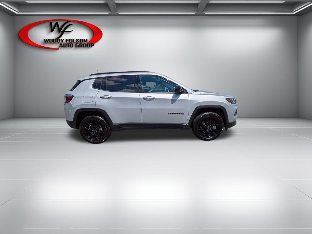 New 2026 Jeep Compass LATITUDE ALTITUDE 4X4 Sport Utility
