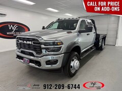 2026 Ram 5500 Chassis Cab TRADESMAN  CREW  4X4 60' CA Pickup