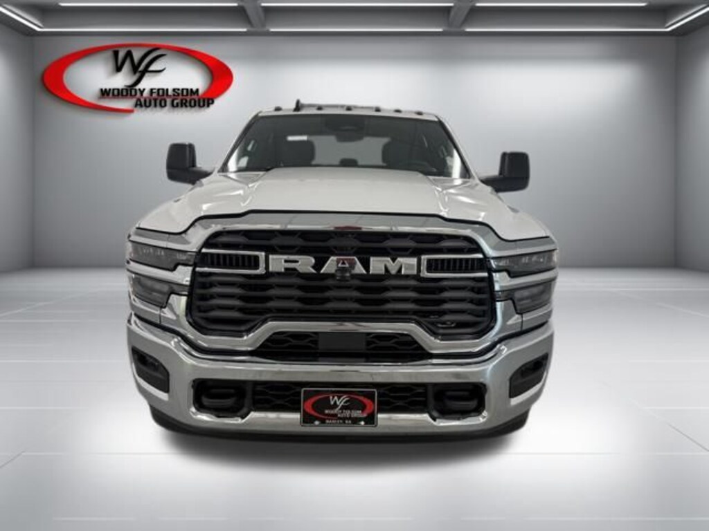 New 2026 Ram 2500 TRADESMAN CREW CAB 4X4 6'4 BOX Pickup