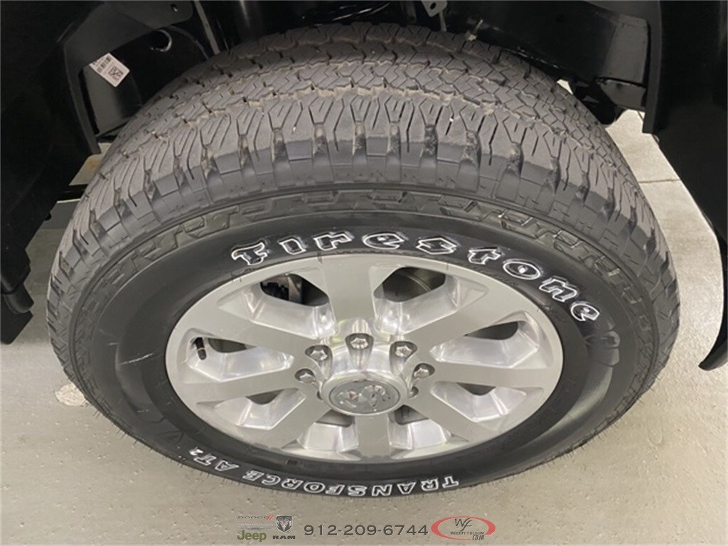 2025 Ram 2500 Laramie photo 4