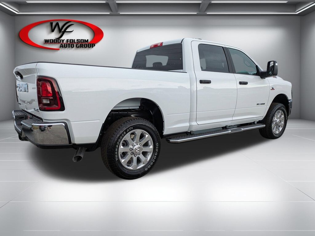 New 2026 Ram 2500 BIG HORN CREW CAB 4X4 6'4 BOX Pickup