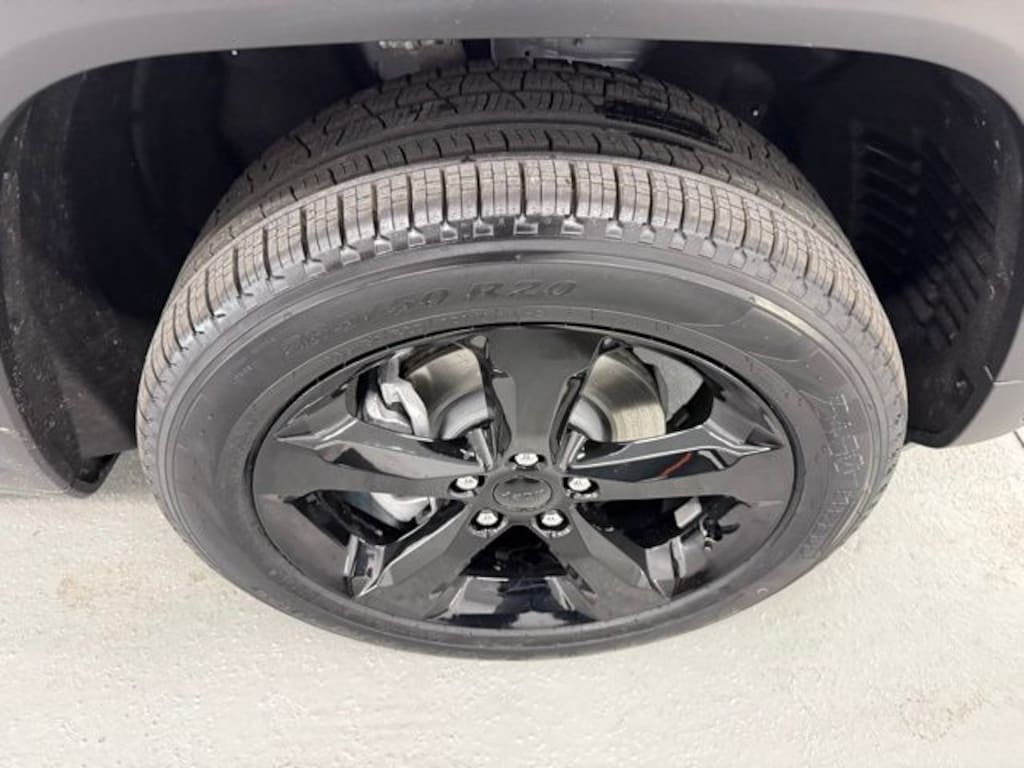 New 2026 Jeep Grand Cherokee LIMITED 4X2 Sport Utility