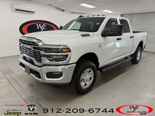 2026 Ram 2500 TRADESMAN CREW CAB 4X4 6'4 BOX Pickup