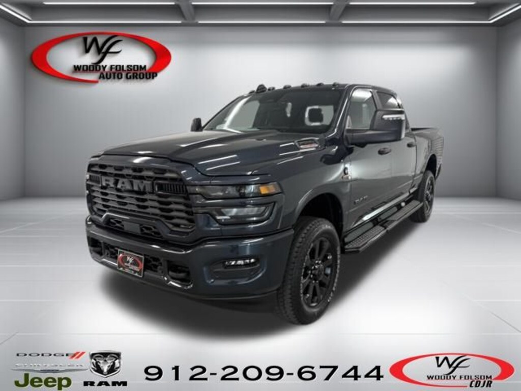 New 2026 Ram 2500 BIG HORN CREW CAB 4X4 6'4 BOX Pickup
