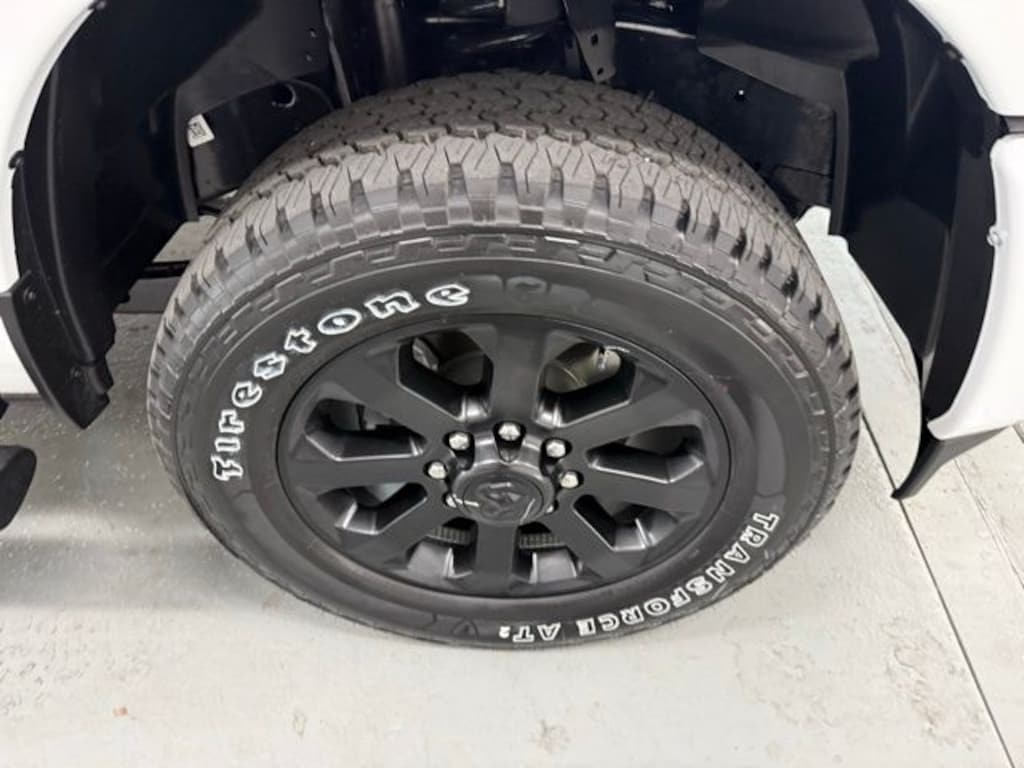 New 2026 Ram 2500 BLACK EXPRESS CREW CAB 4X4 6'4 BOX Pickup