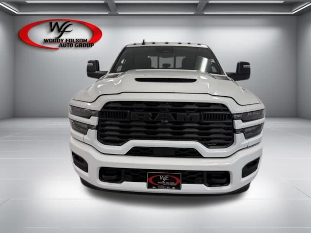 New 2026 Ram 2500 BLACK EXPRESS CREW CAB 4X4 6'4 BOX Pickup