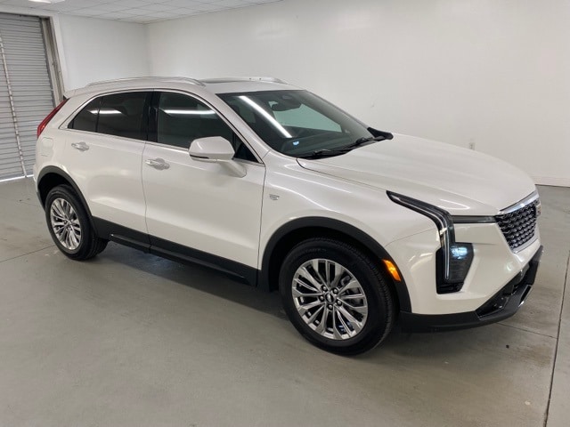 Used 2024 Cadillac XT4 Premium Luxury with VIN 1GYFZCR45RF162220 for sale in Baxley, GA