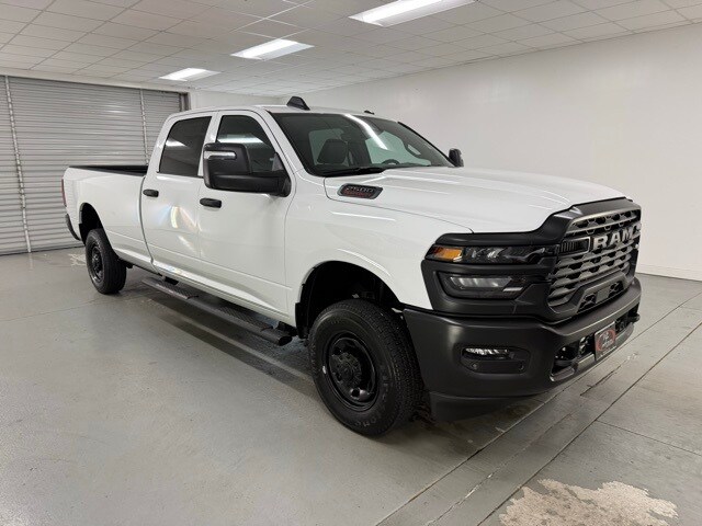 2026 Ram 2500 Tradesman photo 3