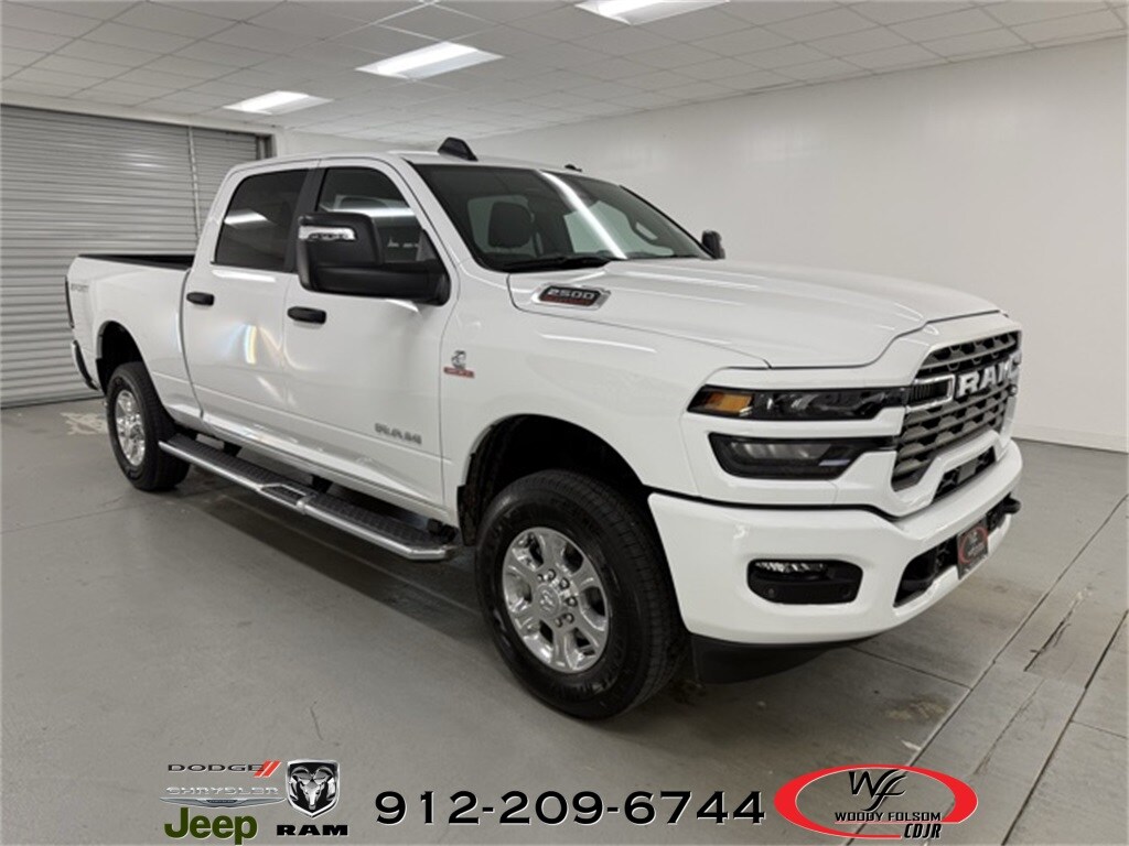 2026 Ram 2500 Big Horn photo 3