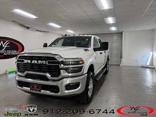 2026 Ram 2500 TRADESMAN CREW CAB 4X4 6'4 BOX Pickup