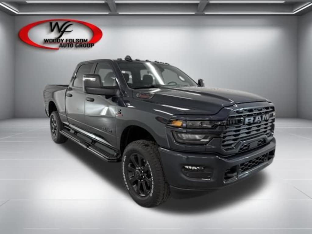 New 2026 Ram 2500 BIG HORN CREW CAB 4X4 6'4 BOX Pickup