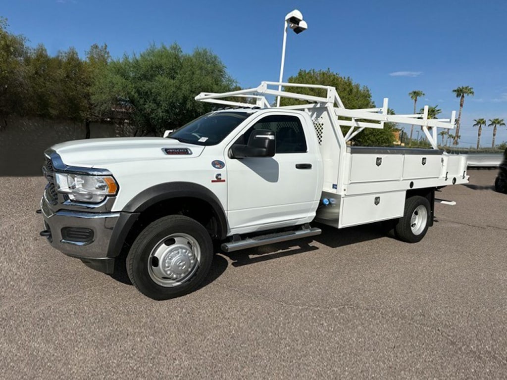New 2024 Ram 4500 Chassis Cab 4500 TRADESMAN CHASSIS CREW CAB 4X4 60' CA Pickup