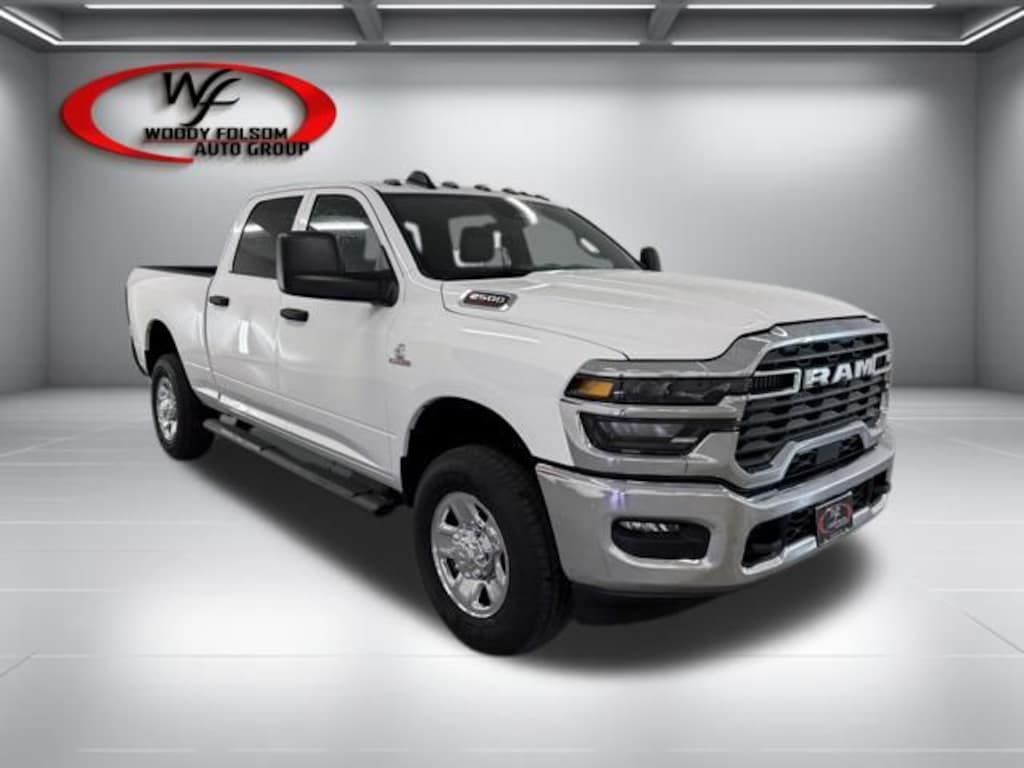 New 2026 Ram 2500 TRADESMAN CREW CAB 4X4 6'4 BOX Pickup