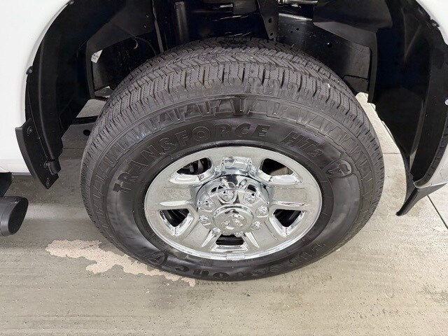 2026 Ram 2500 Tradesman photo 4