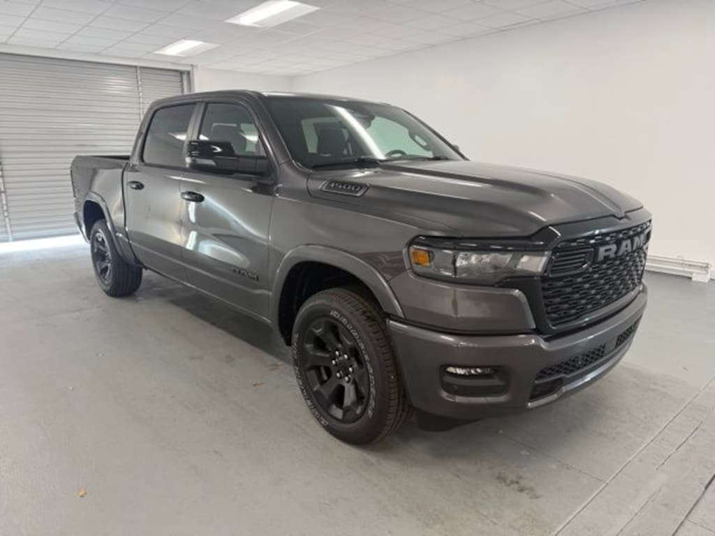 New 2026 Ram 1500 BIG HORN CREW CAB 4X4 5'7 BOX Pickup