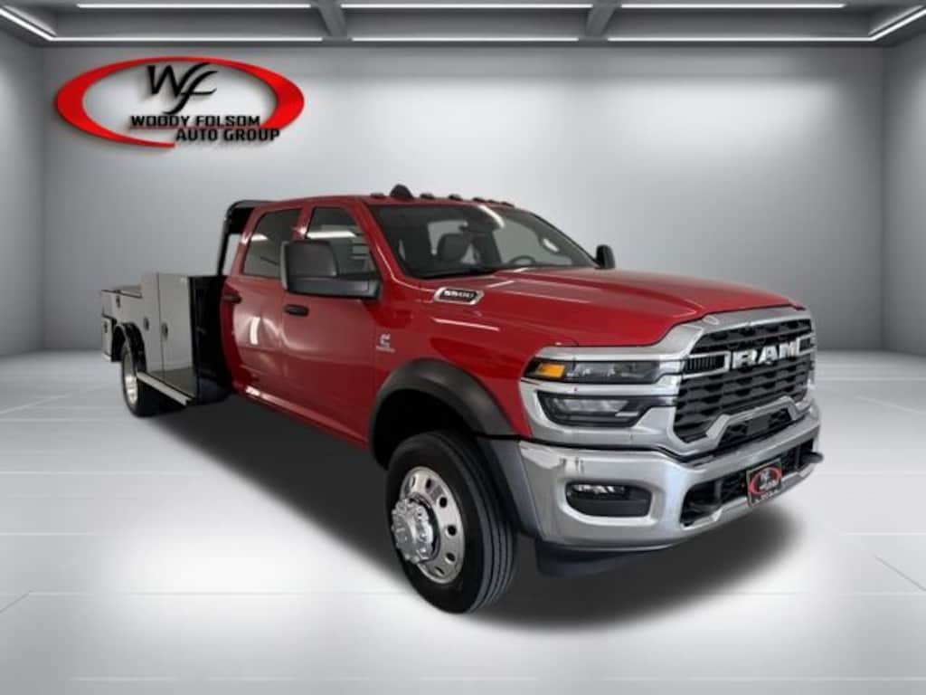 New 2026 Ram 5500 Chassis Cab TRADESMAN CREW 4X4 84' CA Pickup
