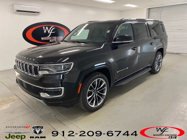 2024 Jeep Wagoneer L Series II's photo