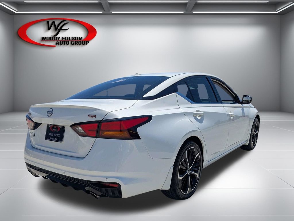 Used 2024 Nissan Altima 2.5 SR Sedan