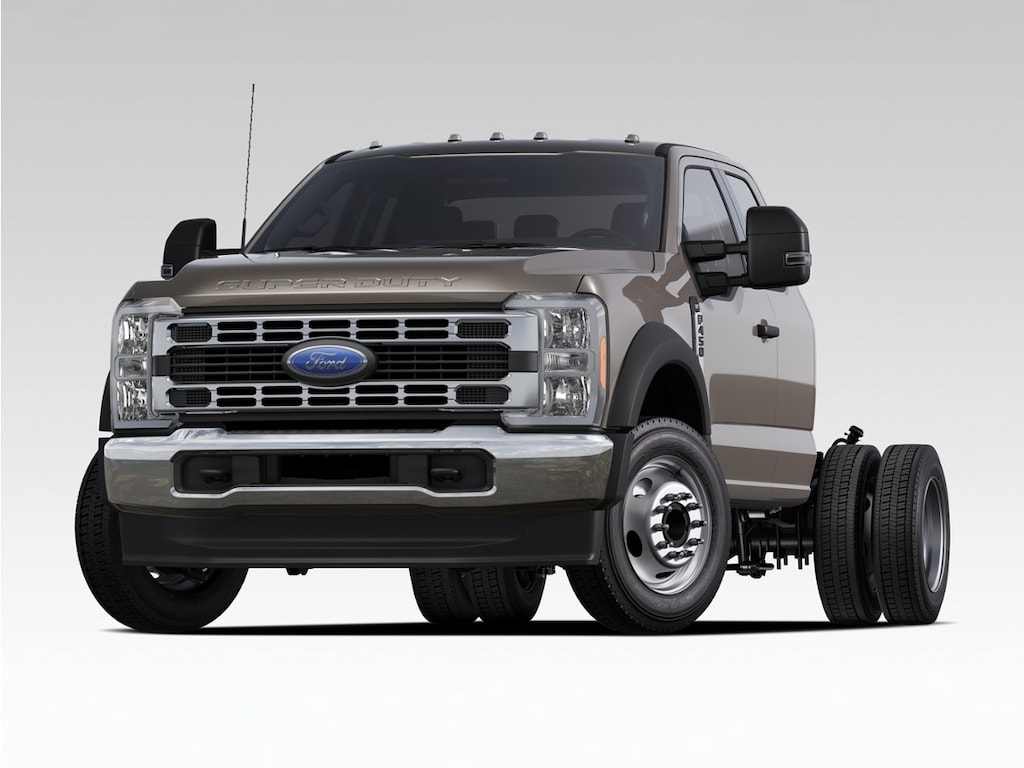 Used 2023 Ford F-450 Chassis Lariat Truck Crew Cab