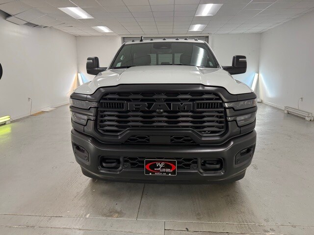 2026 Ram 3500 Tradesman photo 2