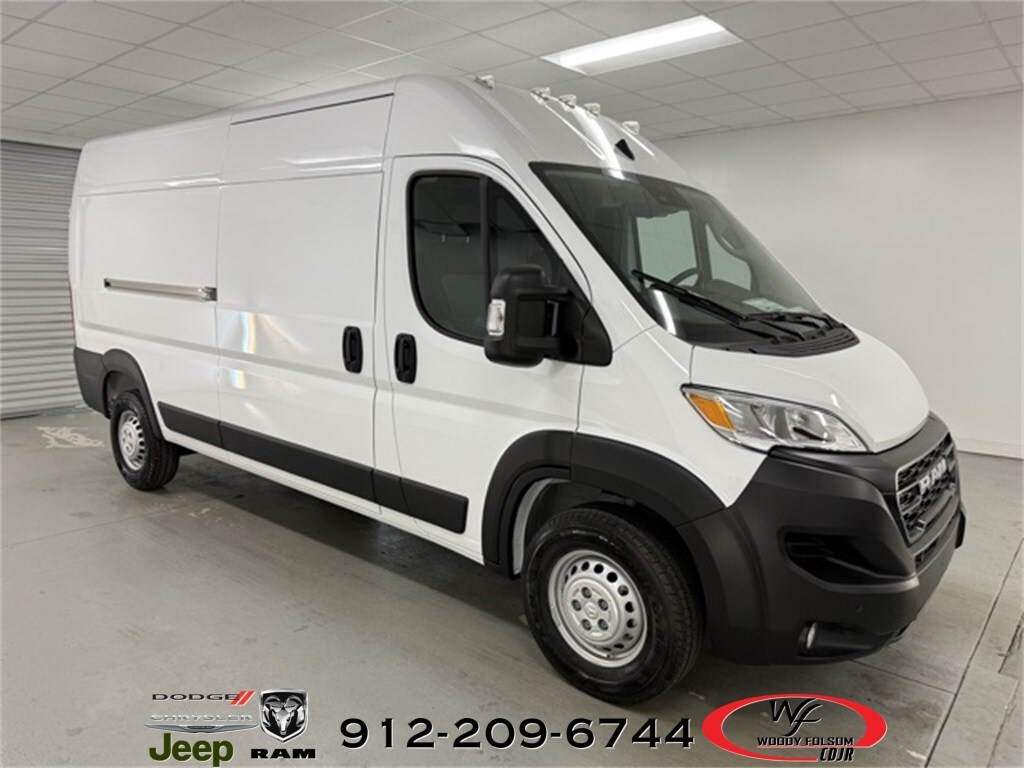 2026 Ram ProMaster 2500 Cargo Van photo 3