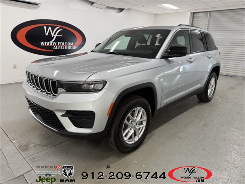 2025 Jeep Grand Cherokee Laredo's photo