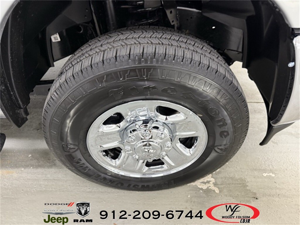 2026 Ram 2500 Tradesman photo 4