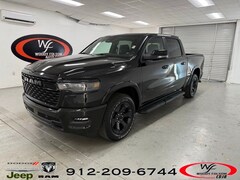 2026 Ram 1500 BIG HORN CREW CAB 4X4 5'7 BOX Pickup